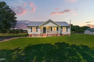 113 Crosswinds Dr, Selma, NC 27576 - Photo 1