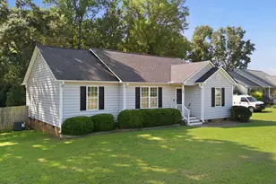 133 Wilmack Dr, Benson, NC 27504 - Photo 2
