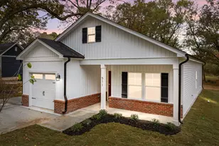707 E Green St, Franklinton, NC 27525 - Photo 2