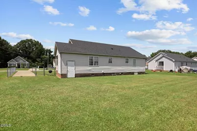 7032 Kingswood Circle, Stantonsburg, NC 27883 - Photo 10
