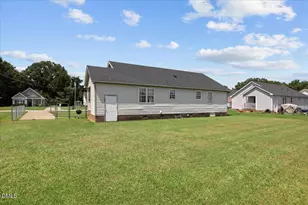 7032 Kingswood Cir, Stantonsburg, NC 27883 - Photo 10