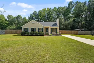 208 Bateau Rd, Holly Springs, NC 27540 - Photo 2