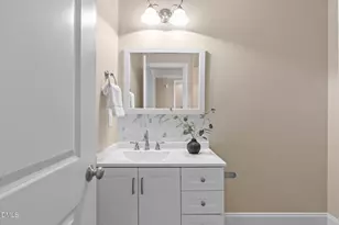 5716 Highcroft Dr, Cary, NC 27519 - Photo 24