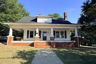 107 N Morgan St, Roxboro, NC 27573 - Photo 1