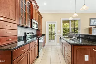 505 River Knoll Dr, Clayton, NC 27527 - Photo 12