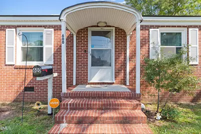 600 N Raiford Street, Selma, NC 27576 - Photo 8