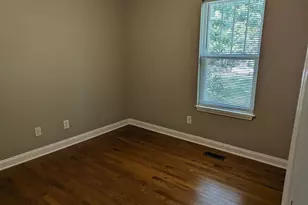 608 N Maple St, Durham, NC 27703 - Photo 12