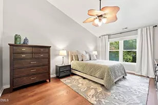 109 W Laurenbrook Ct, Cary, NC 27518 - Photo 14
