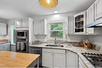5320 Cherrycrest Court, Raleigh, NC 27609 - Photo 16