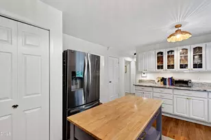 5320 Cherrycrest Ct, Raleigh, NC 27609 - Photo 16