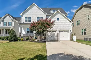 113 Tisbury Dr, Holly Springs, NC 27540 - Photo 2