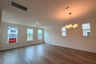 129 Midtown Rows Wy, Fuquay-Varina, NC 27526 - Photo 4