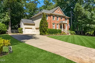 100 Arlen Park Pl, Holly Springs, NC 27540 - Photo 2
