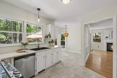 201 Hunters Crossing, Cary, NC 27518 - Photo 14
