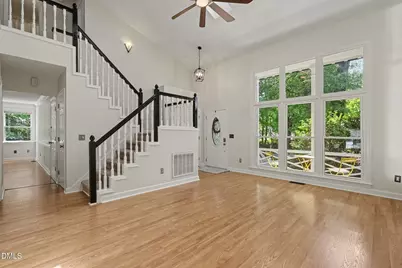 201 Hunters Crossing, Cary, NC 27518 - Photo 4