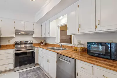 1523 Woodcroft Drive, Raleigh, NC 27609 - Photo 8