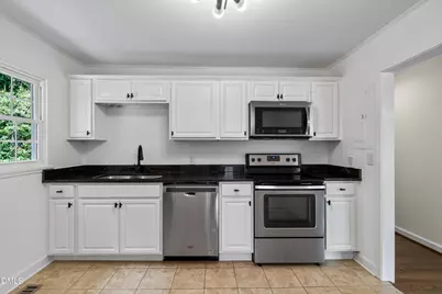 2732 Knowles Street, Raleigh, NC 27603 - Photo 8