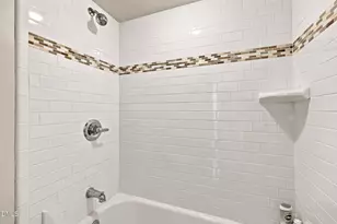 1120 Shetland Ct, Raleigh, NC 27609 - Photo 28