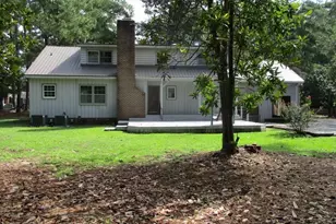 505 N East St, Roseboro, NC 28382 - Photo 16