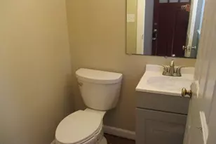 505 N East St, Roseboro, NC 28382 - Photo 14