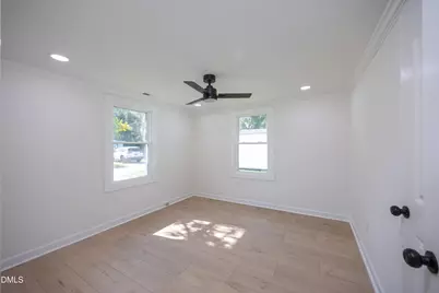 105 Harmon Street, Clinton, NC 28328 - Photo 26