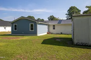 105 Harmon St, Clinton, NC 28328 - Photo 30
