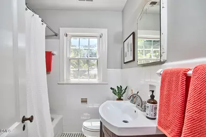 2220 W Club Boulevard, Durham, NC 27705 - Photo 22