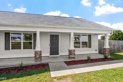 140 Denning Farms Lane, Benson, NC 27504 - Photo 4