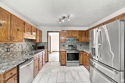 7300 Avila Drive, Fayetteville, NC 28314 - Photo 18