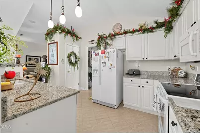 1325 Kendallwood Drive, Kernersville, NC 27284 - Photo 8