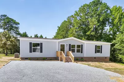 79 Maple Street, Coats, NC 27521 - Photo 2