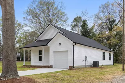 271 McNeil Circle, Dunn, NC 28334 - Photo 4