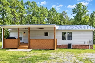 129 Jamel Ln, Henderson, NC 27537 - Photo 6