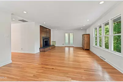 1126 Sourwood Drive, Chapel Hill, NC 27517 - Photo 6