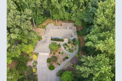 1126 Sourwood Drive, Chapel Hill, NC 27517 - Photo 4
