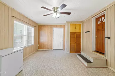 302 W E Street, Erwin, NC 28339 - Photo 30