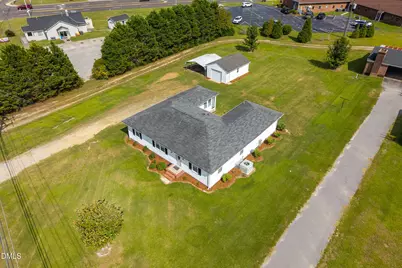1035 W Saint James Street, Tarboro, NC 27886 - Photo 32