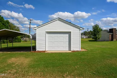 1035 W Saint James Street, Tarboro, NC 27886 - Photo 24