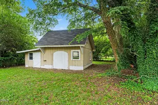 702 3rd St, Goldsboro, NC 27534 - Photo 12