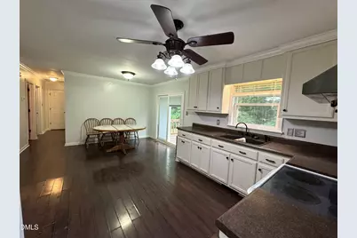 709 N Fir Avenue, Siler City, NC 27344 - Photo 2