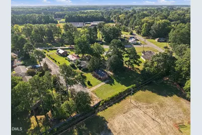302 E 17th Street, Scotland Neck, NC 27874 - Photo 8