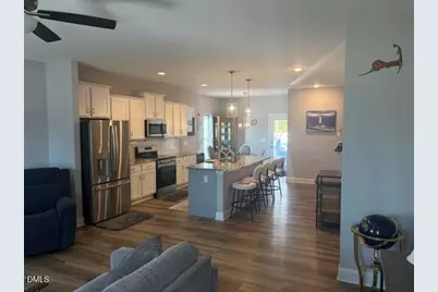 93 Regis Lane, Coats, NC 27521 - Photo 2