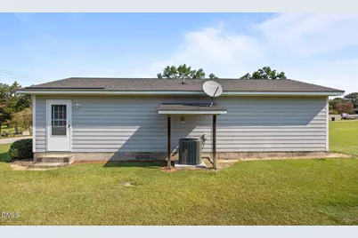 145 S Patterson Street, Coats, NC 27521 - Photo 16