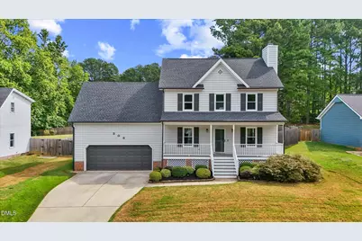 308 W Elm Avenue, Holly Springs, NC 27540 - Photo 2