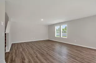 17 W Emily Gardens Dr, Selma, NC 27576 - Photo 10