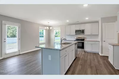 25 W Emily Gardens Drive, Selma, NC 27576 - Photo 12