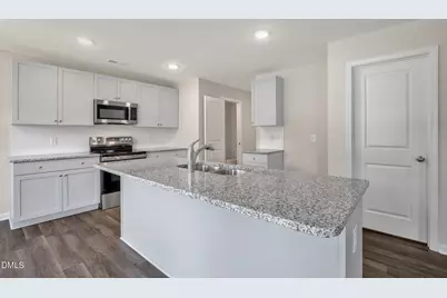 25 W Emily Gardens Drive, Selma, NC 27576 - Photo 14