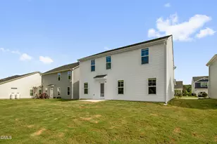 25 W Emily Gardens Dr, Selma, NC 27576 - Photo 44