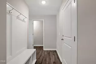25 W Emily Gardens Dr, Selma, NC 27576 - Photo 20