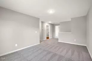25 W Emily Gardens Dr, Selma, NC 27576 - Photo 30